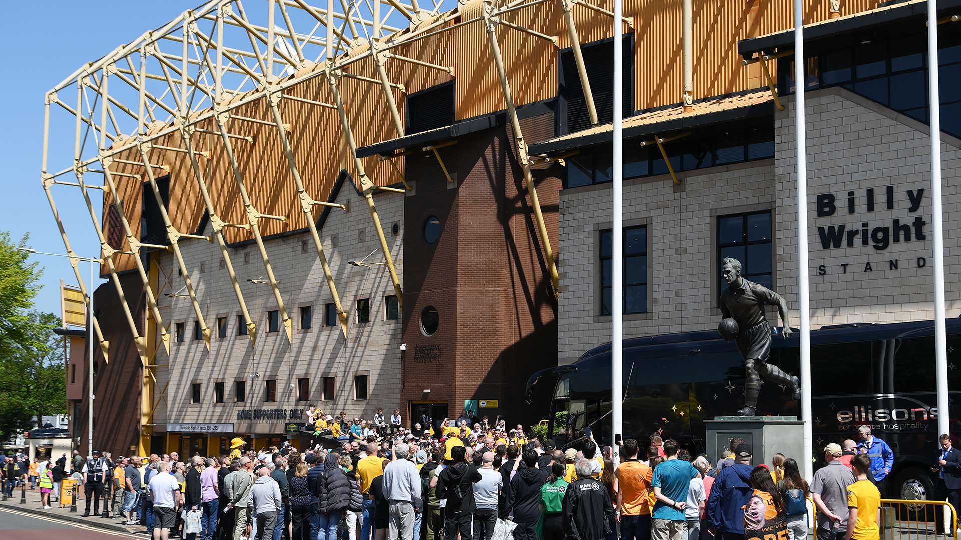 体育赛事中 体育赛事中